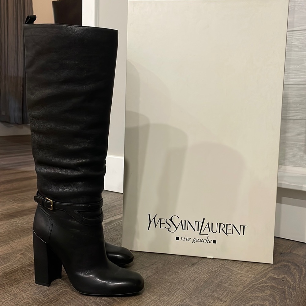 Yves Saint Laurent - Black Leather Buckle Boot